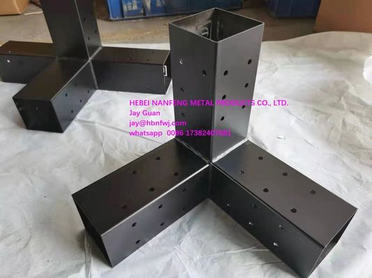 Промышленность 3 Way Steel Arm Pergola Corner Bracket для 4x4 деревянных столбов ISO9001 2015 сертифицирован
