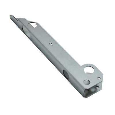 Специальное штампование листового металла Автомобильные изгибающие детали толщиной 0,5-25 мм